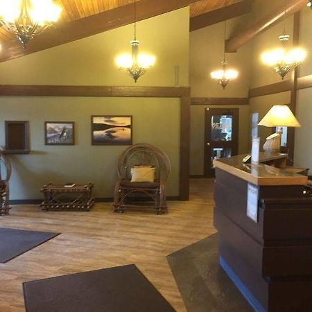 Logan Lake Lodge Exteriör bild